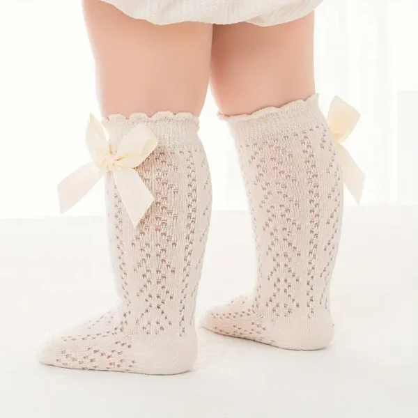 calcetin altos lazo beige