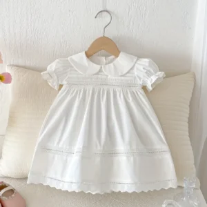 vestido blanco con encajes