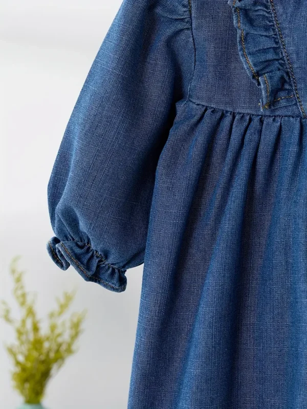 vestido de listas y bordado (copia)